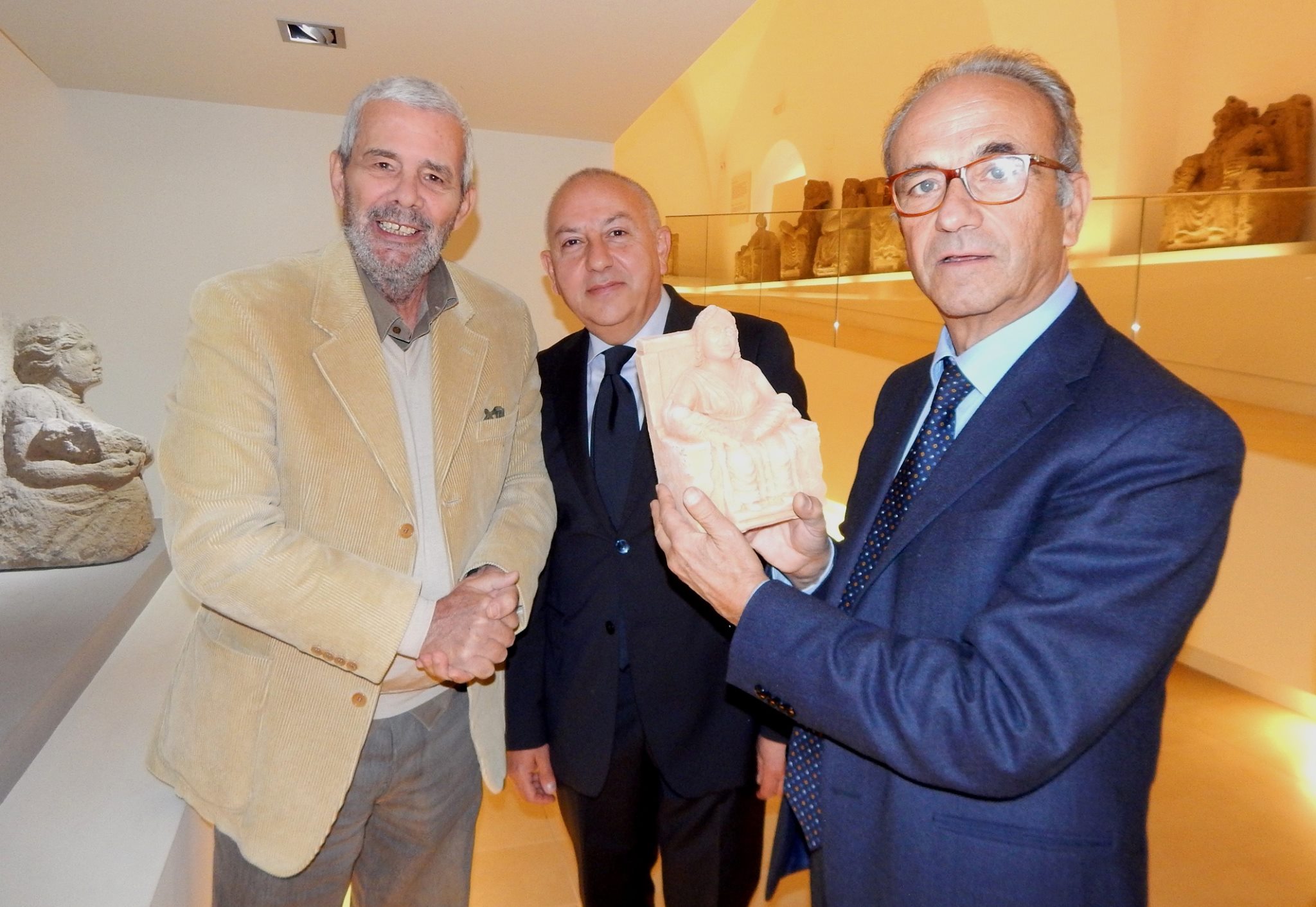 Carlo Borgomeo, Fondazione Con il Sud - a Capua per ricevere il Premio Palasciano e aderire al progetto Adotta una Madre